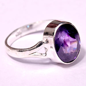 Blue sapphire silver ring (Neelam)