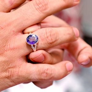Blue sapphire silver ring (Neelam)