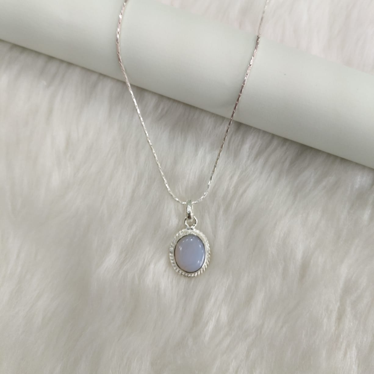 OPAL SILVER PENDAL